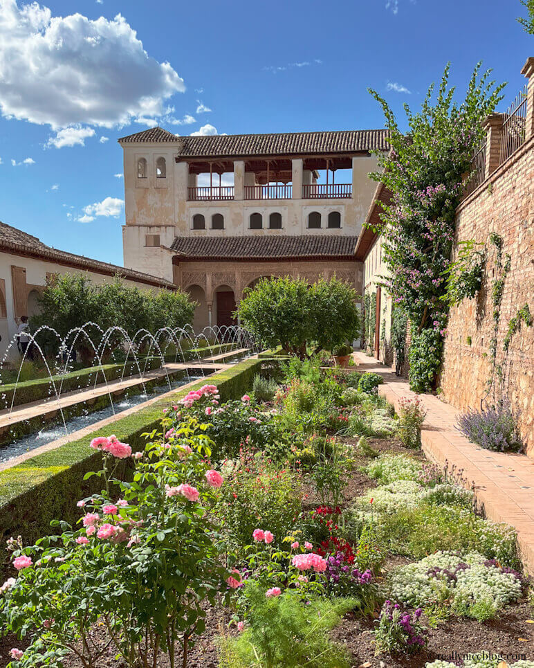 A glimpse into the Gardens of Generalife