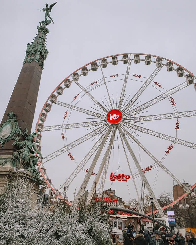 Giant Ferris wheel, one of the great viewpoints over Brussels