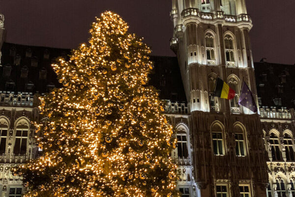 Brussels Christmas Market: Visiting Plaisirs d’Hiver